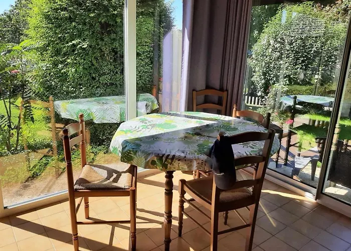 Le Chateau Saint-Aignan (Ardennes)